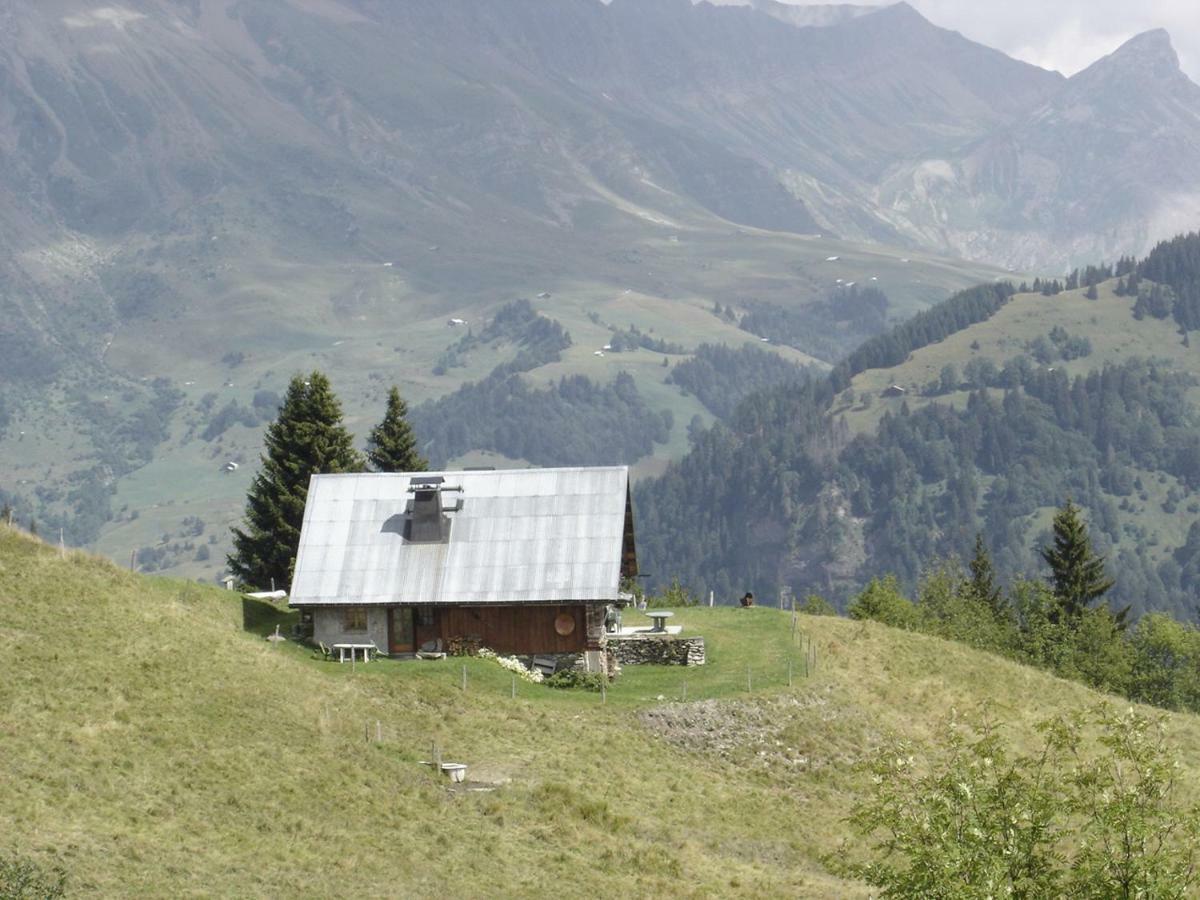 Reine Des Aravis - Isole * Flumet